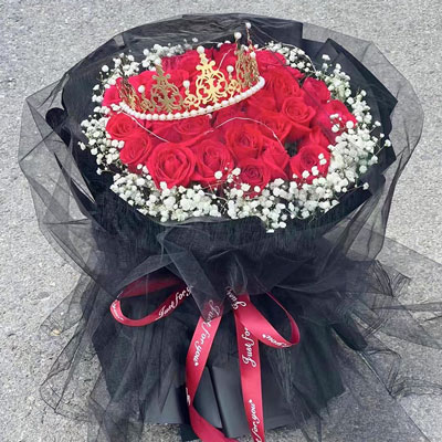 绵阳33朵红玫瑰满天星皇冠，爱情圆满