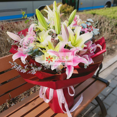 绵阳8支多头百合，万事如意喜上加喜